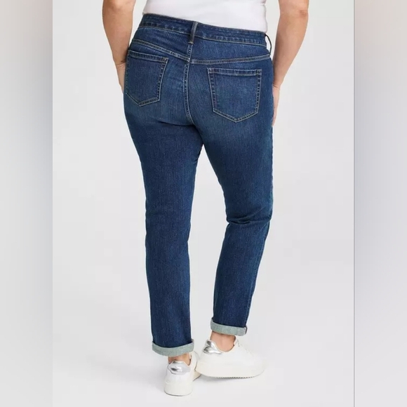 Torrid Perfect Boyfriend Mid-Rise Jean, Color Blue Size 20 - Picture 3 of 16